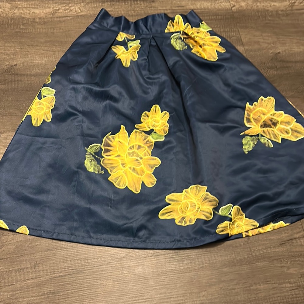 Gumuxi full floral skirt